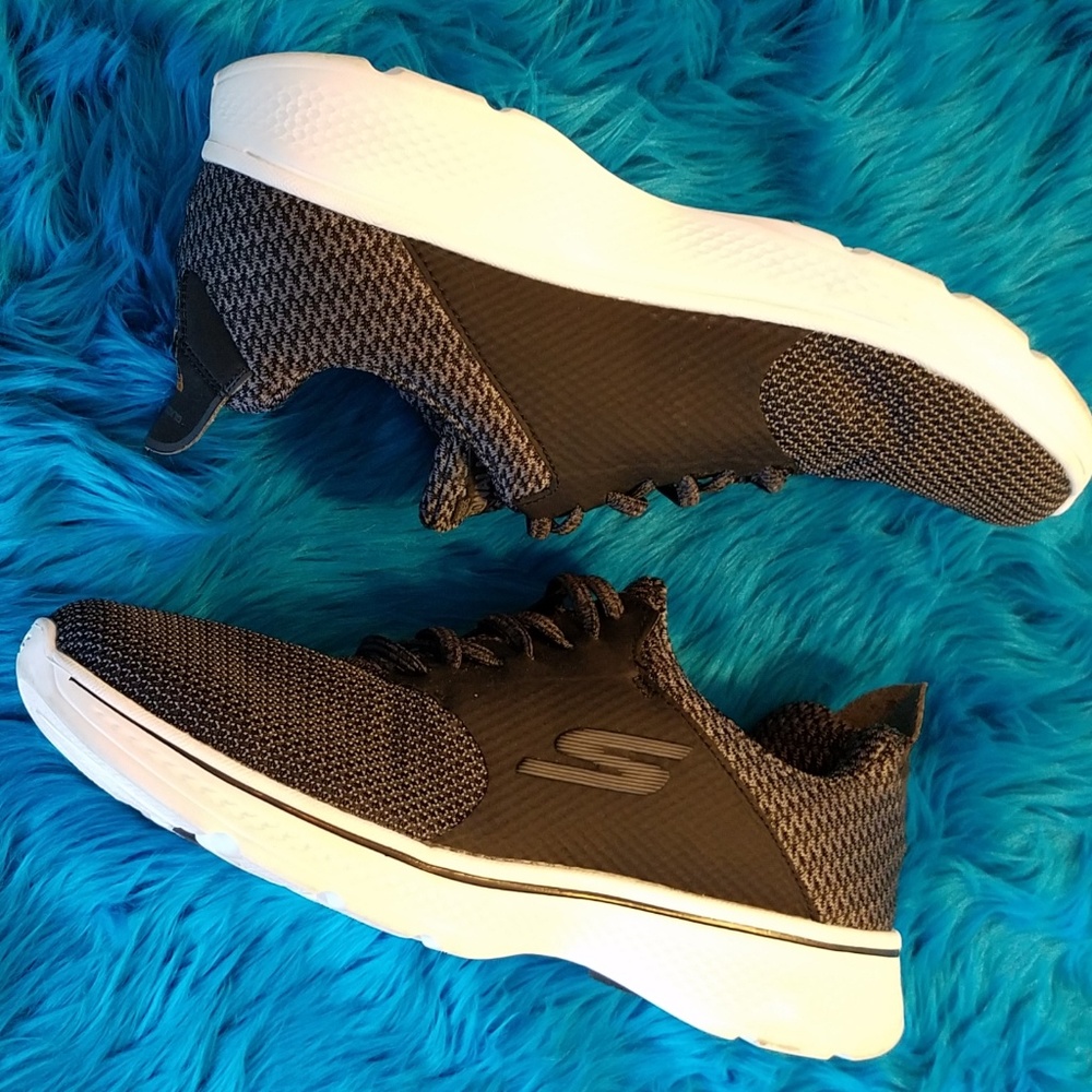 Skechers GOGO MAX / GOWALK 4